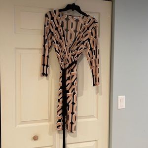 New York & Co long sleep dress